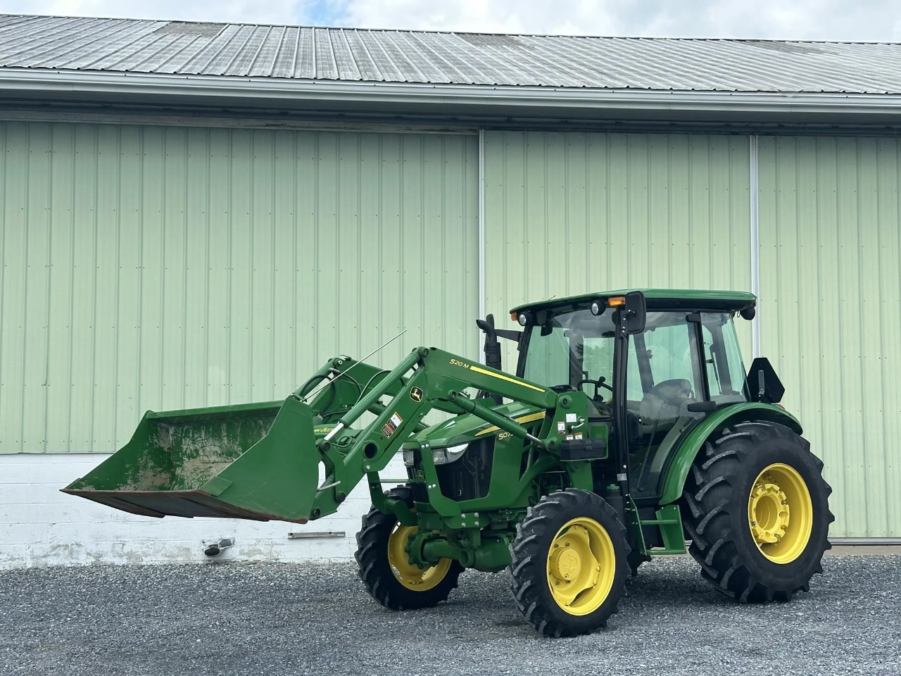 2018 John Deere 5075E Tractor